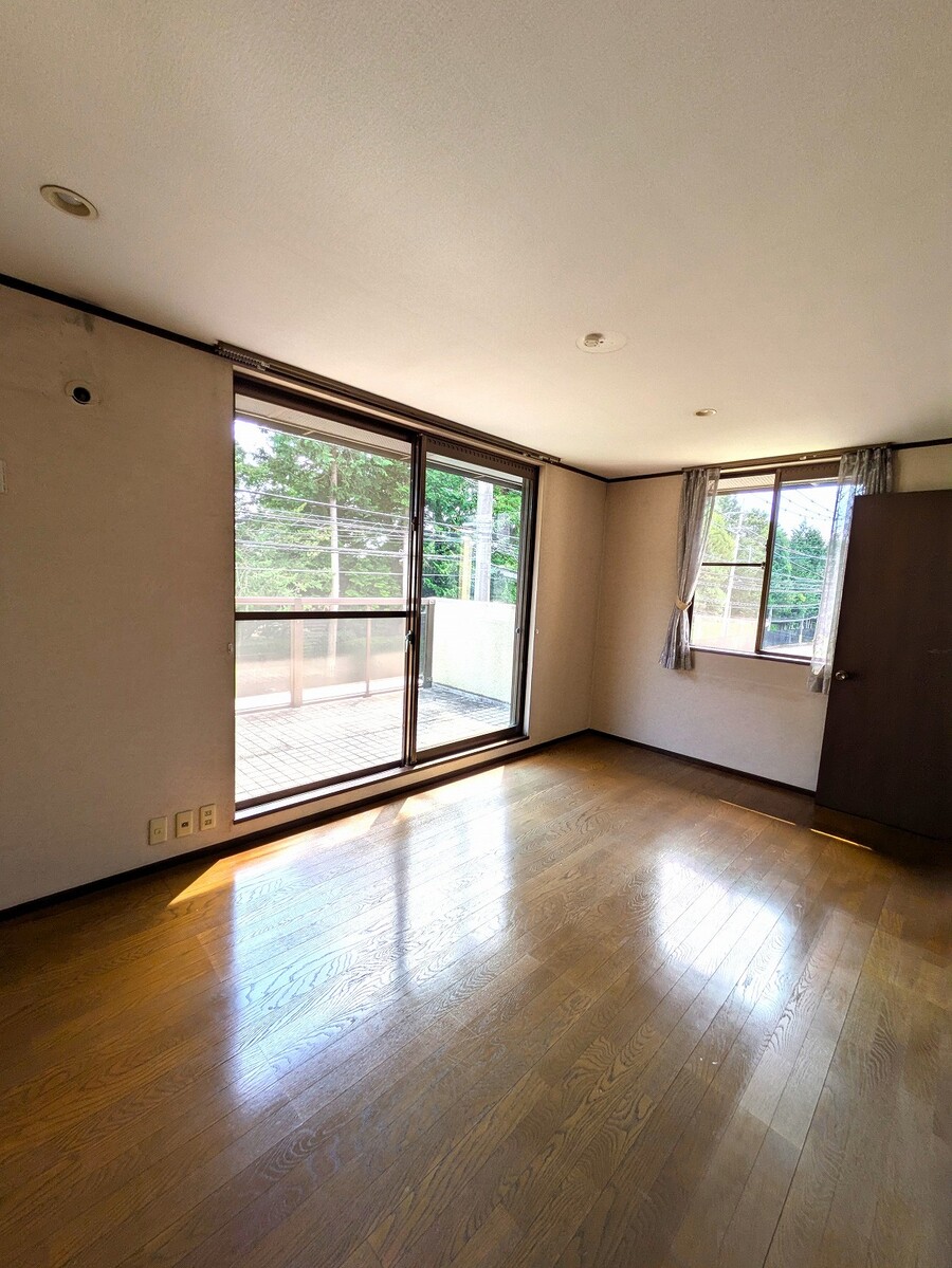 2F南西洋室はバルコニー付き