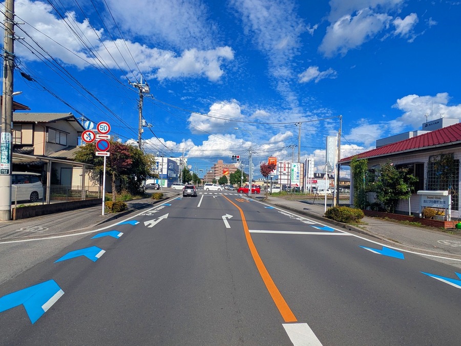 前面道路（歩道付き）