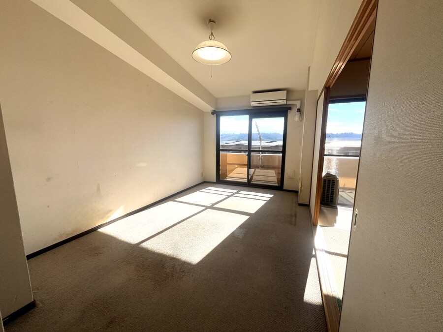 南向きで開放的なリビングです。