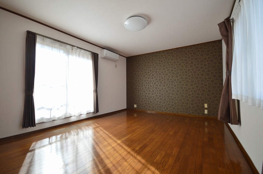 アクセントクロスを採用した主寝室10.5帖