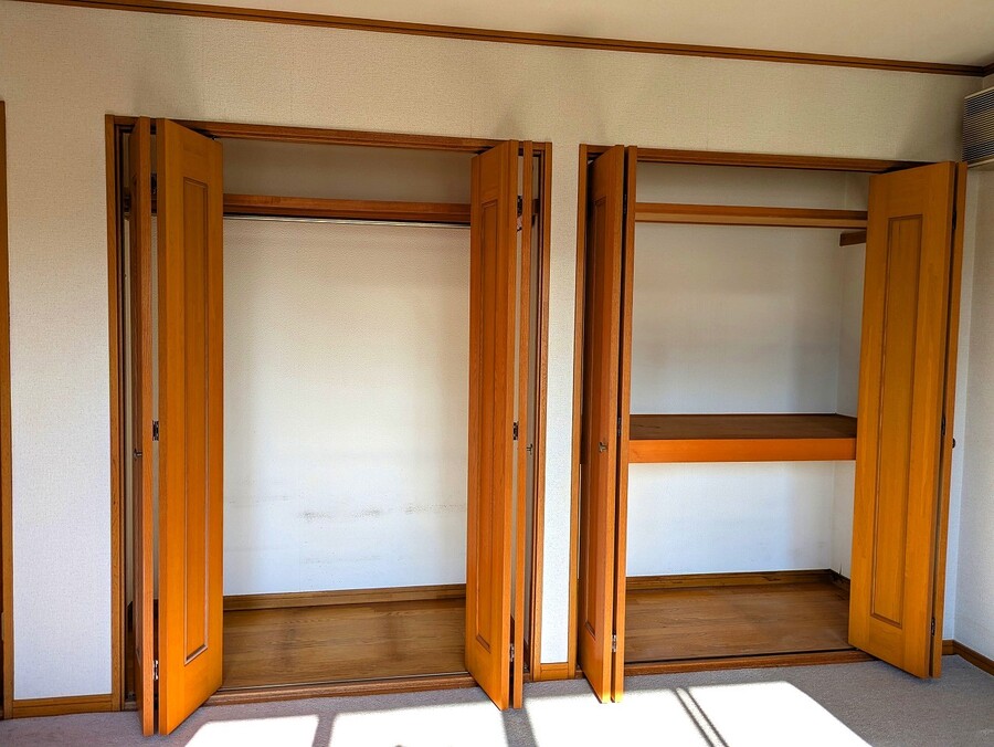 2階　主寝室（南東洋室）収納