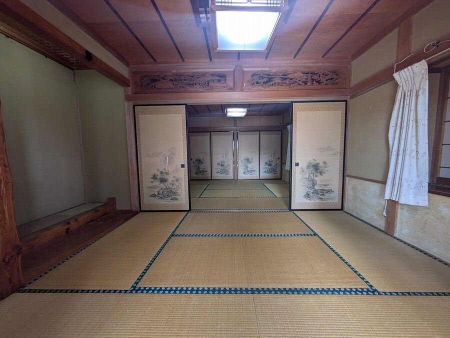 1F東側和室６帖、北側に和室8帖もある通し間です