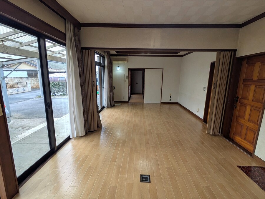 LDK16帖は和室も隣接しています