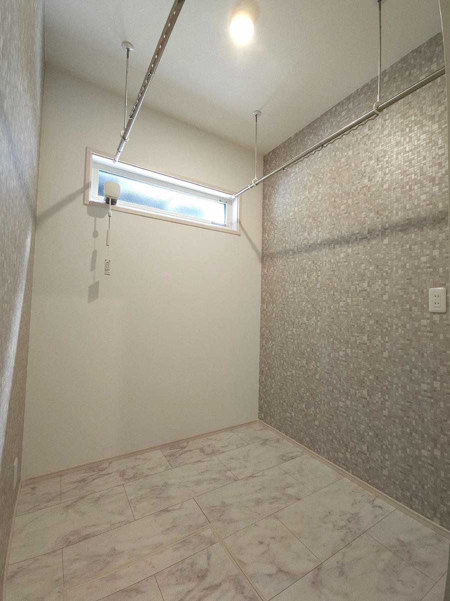 1F　ランドリールーム