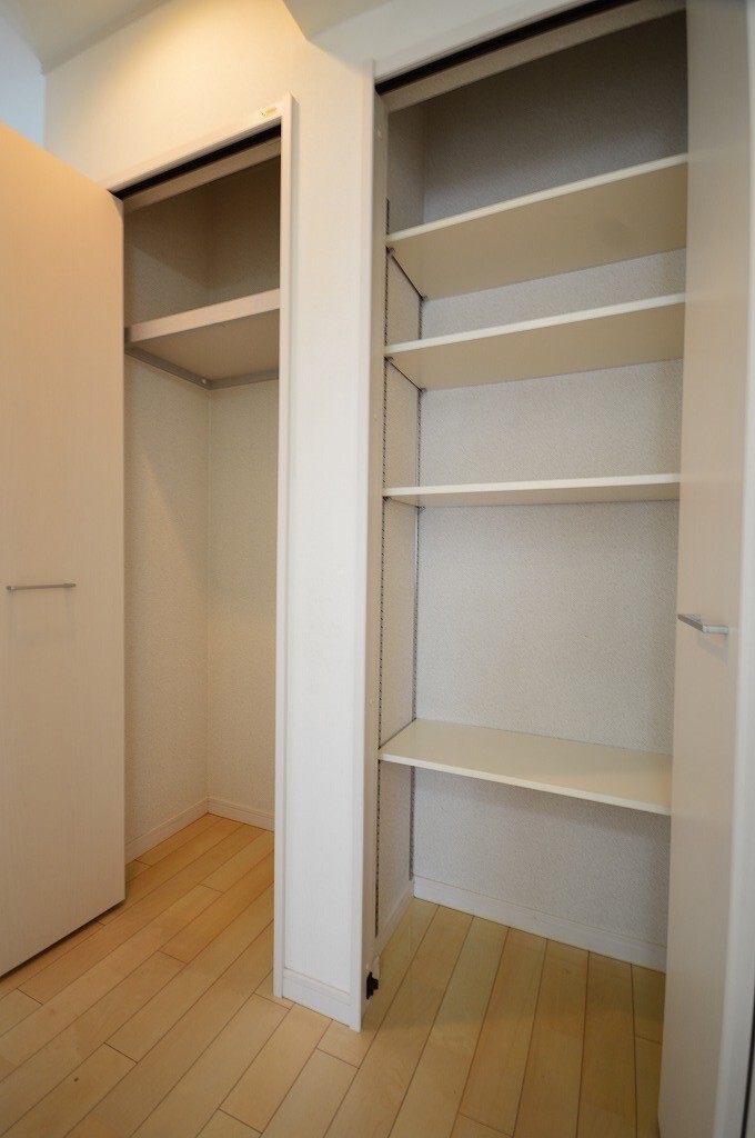 玄関ホール収納