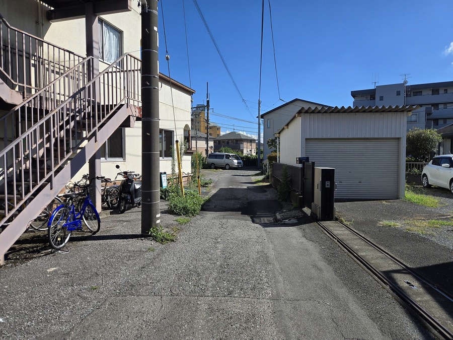 前面道路　南側